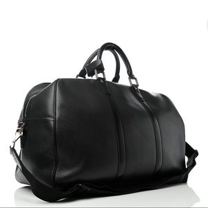 LOUIS VUITTON

Taiga Kendall PM Ardoise